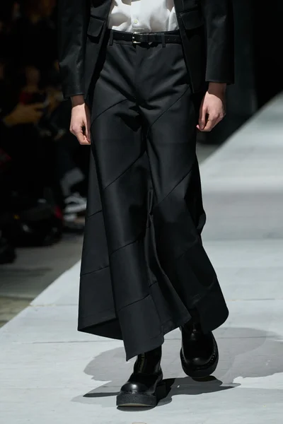 Look 63